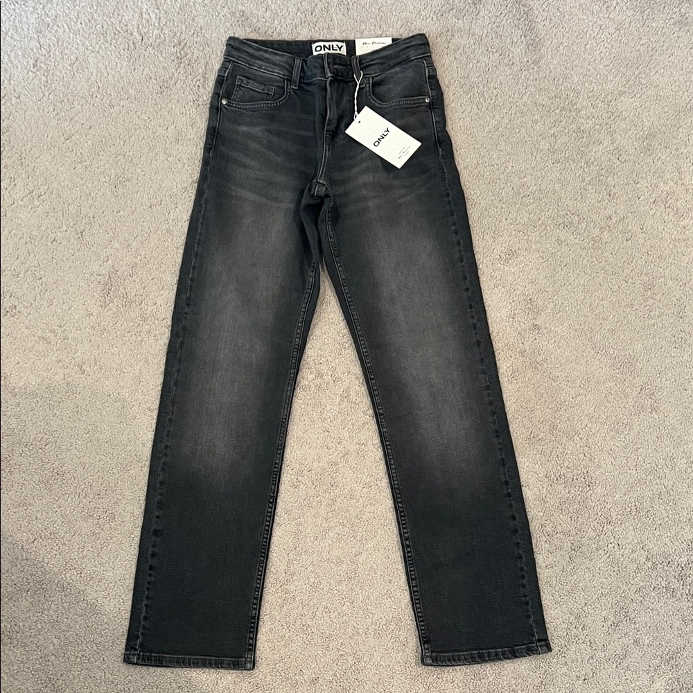 ONLY Women's Washed Black Low Rise Straight Leg Jeans